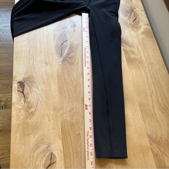 LULULEMON LUXESTREME LEGGINGS 4 RIBBED SIDE LEG PANEL POCKETS ANKLE YOGA ACTIVE - Picture 10 of 11
